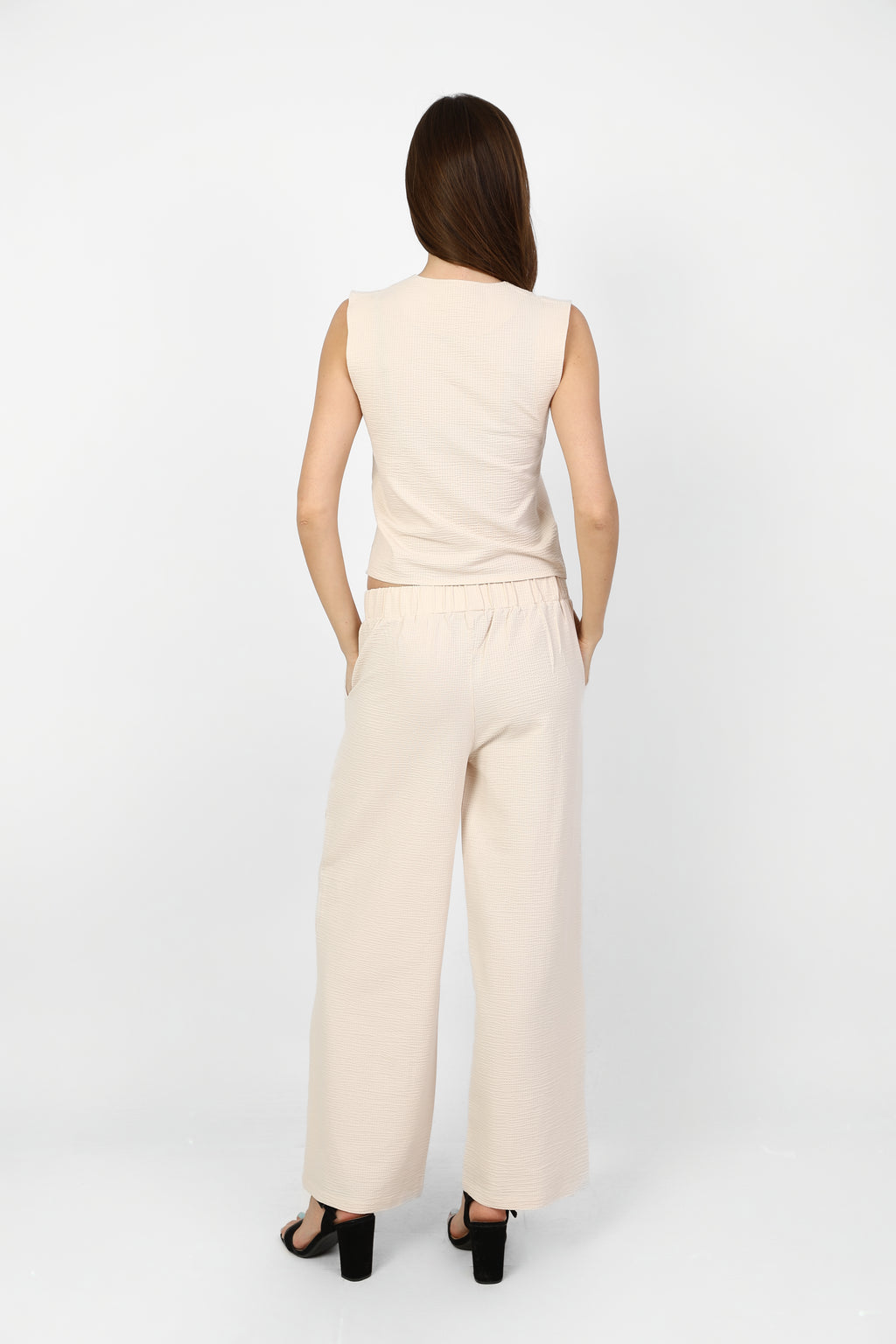 Casual set - two pieces of lovely crepe (vest and wide pants)