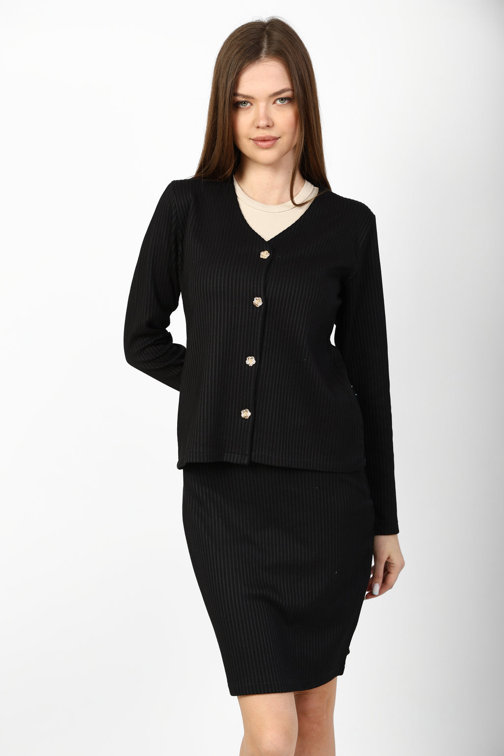 "Modern" set of 3 pieces in black (cardigan, top, and pants).