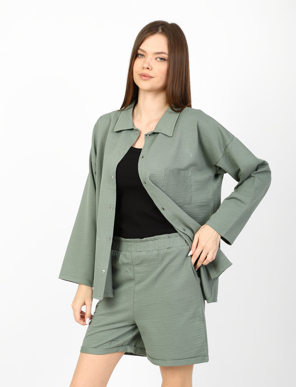 Modern 3-piece summer set (shirt, shorts, and top).