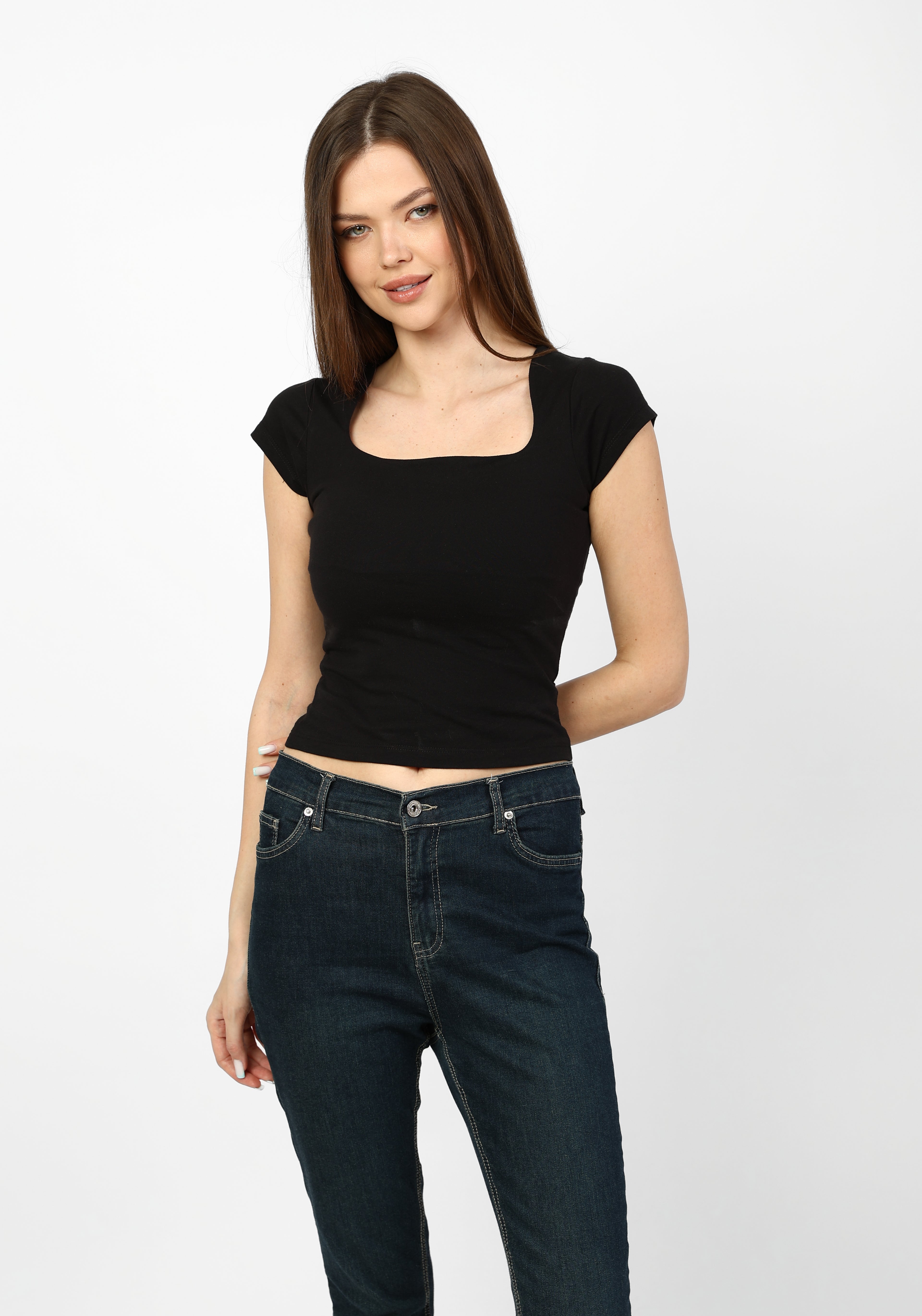 Casual top with high waist and sleeves short