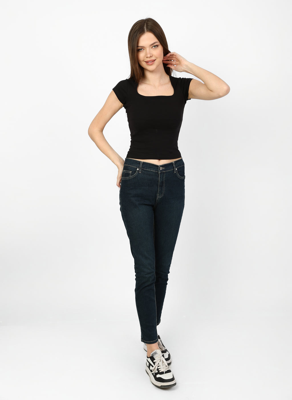 Casual top with high waist and sleeves short